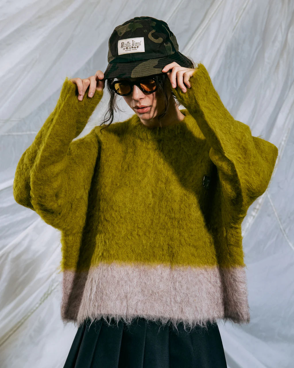 SUPER HAIRY BOXY KNIT SWEATER - LIME 2