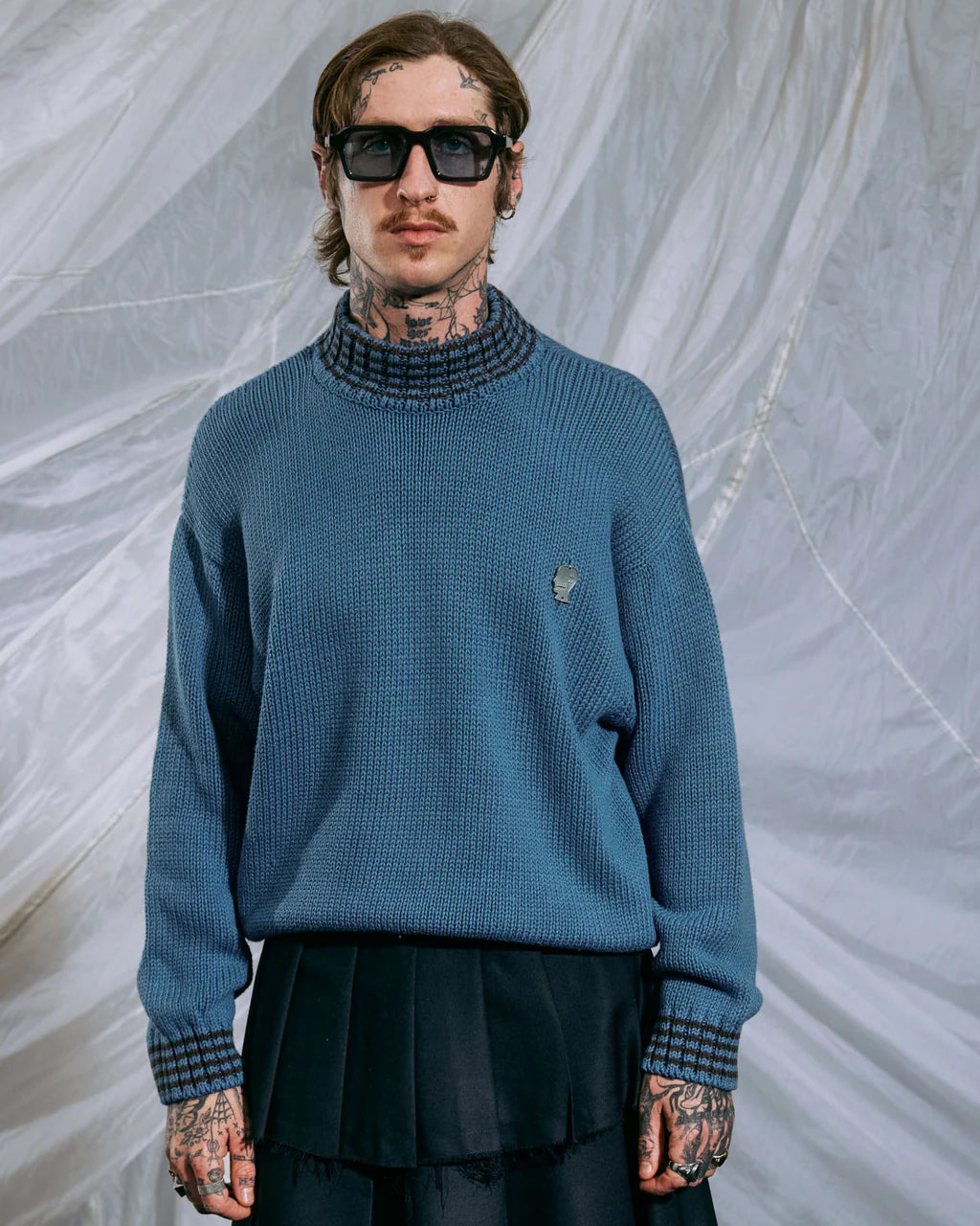 TURTLE NECK SWEATER - BLUE 2