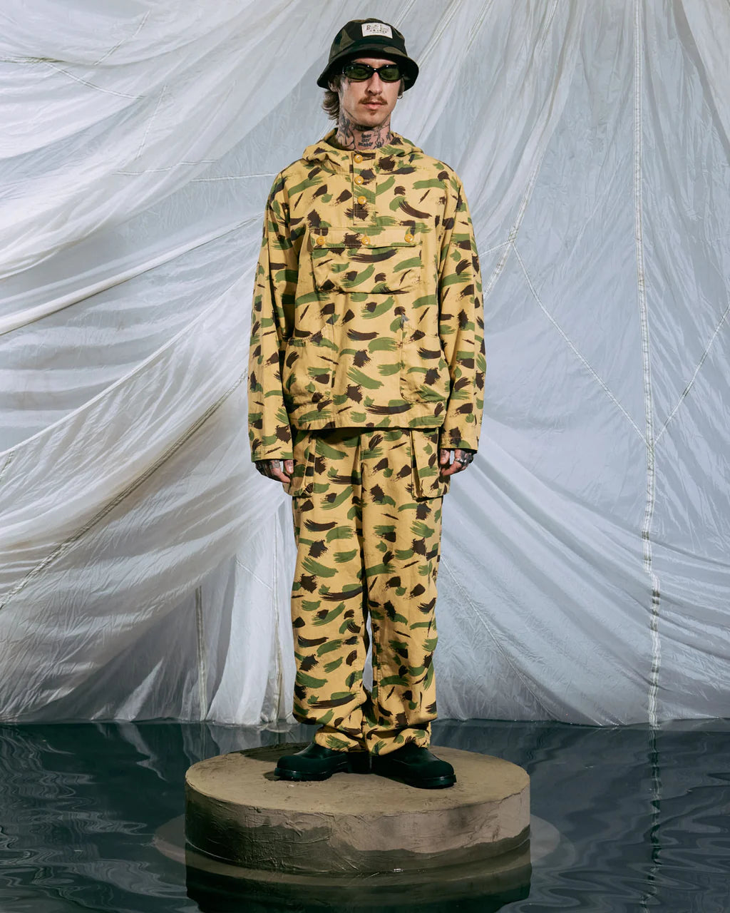BRUSHSTROKE CAMO SMOCK - GREEN 4
