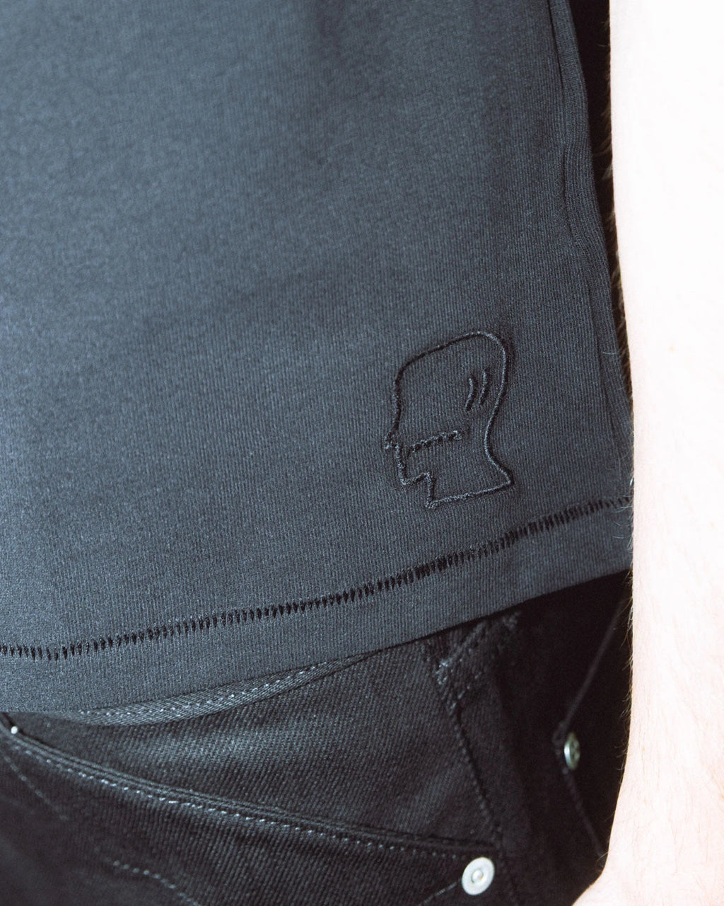 EASY T-SHIRT - BLACK 4