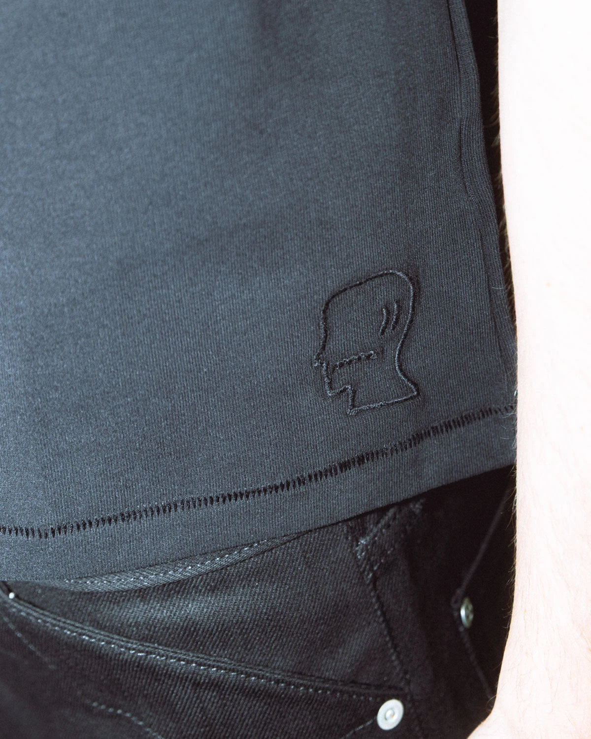 EASY T-SHIRT - BLACK 4
