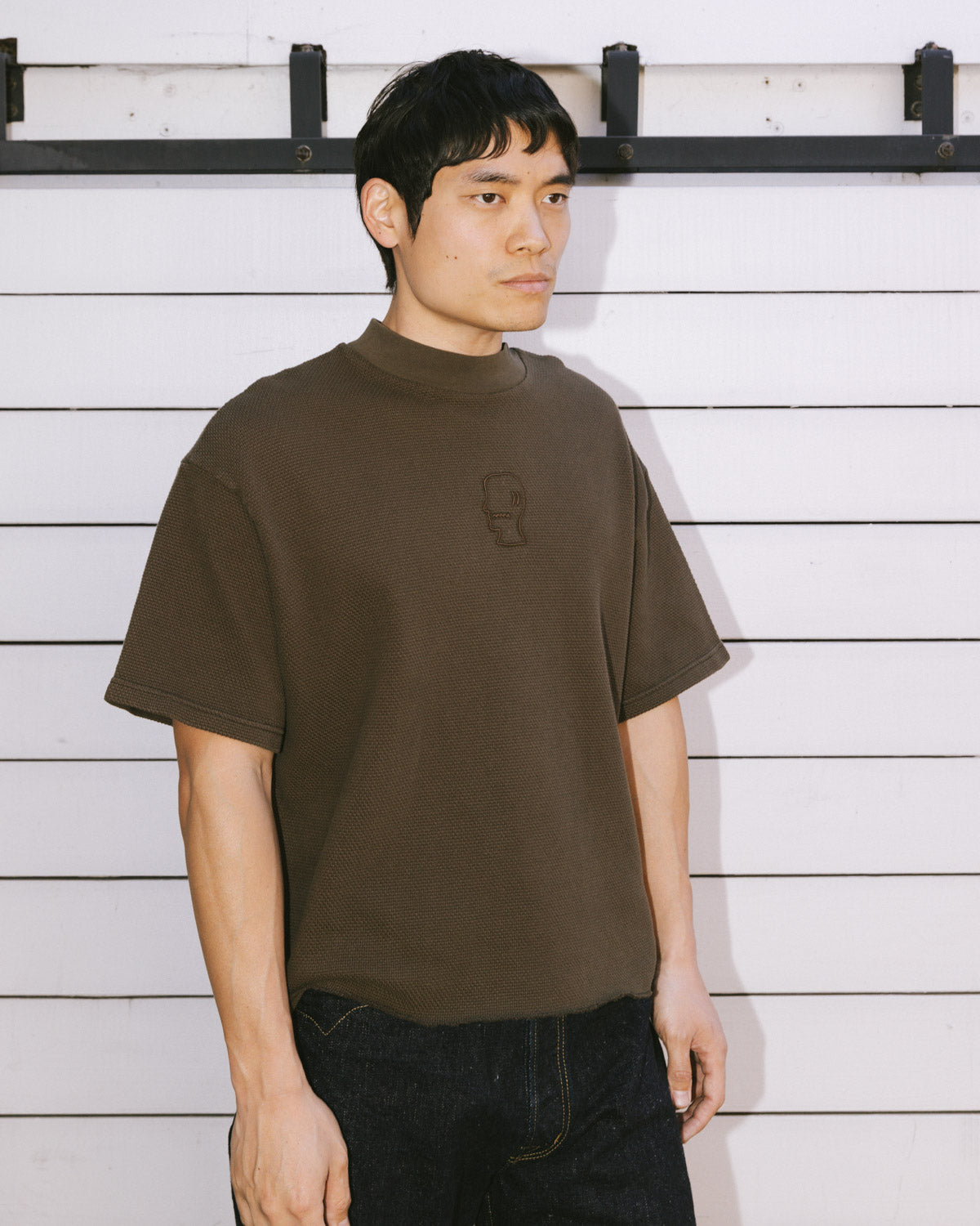 BOXY THERMAL MOCK NECK T-SHIRT - BROWN 3