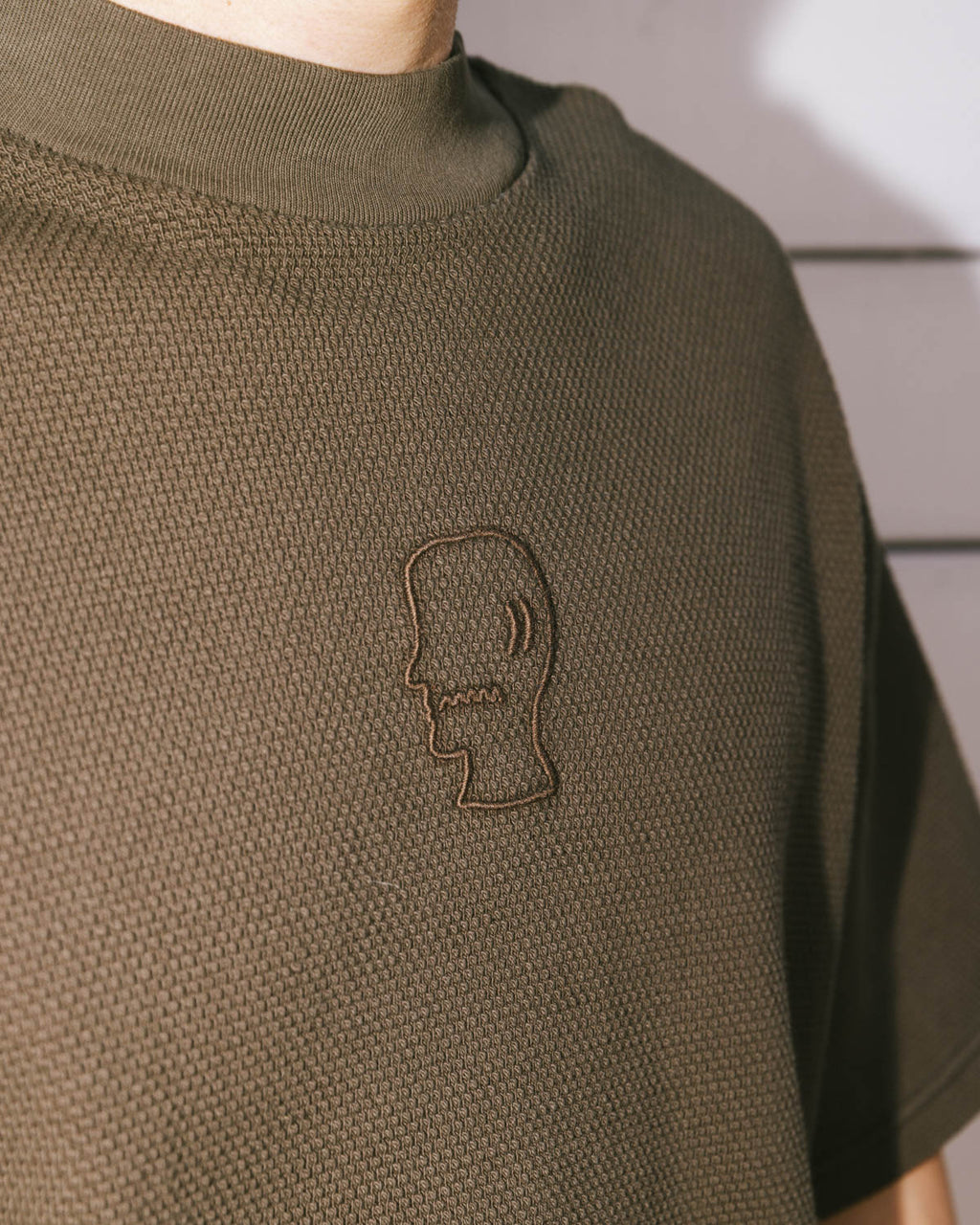 BOXY THERMAL MOCK NECK T-SHIRT - BROWN 5