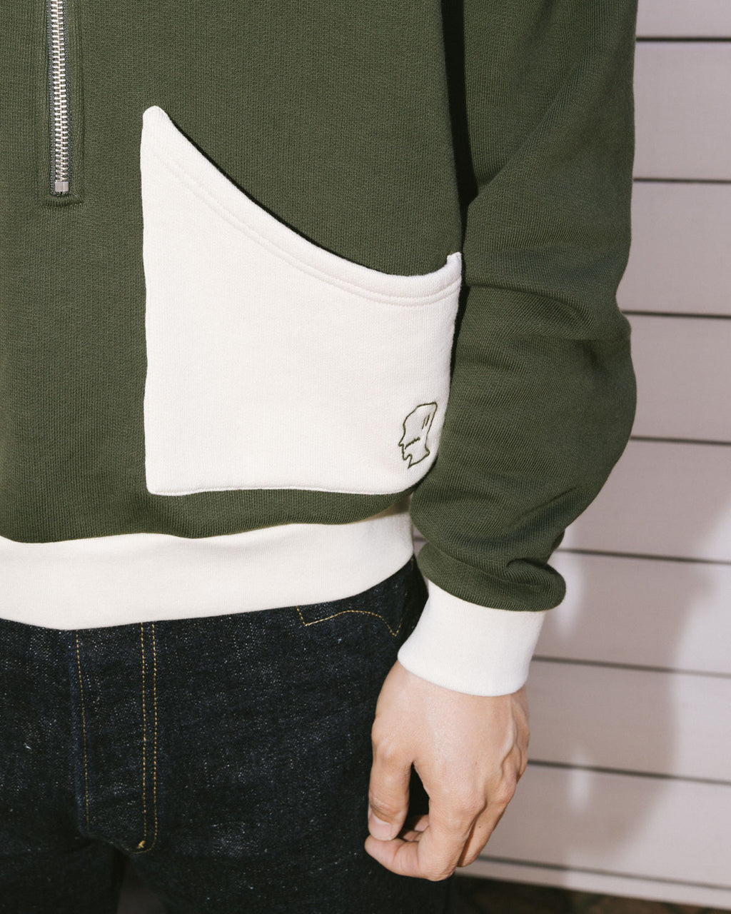 ZIP HOODIE - GREEN 8