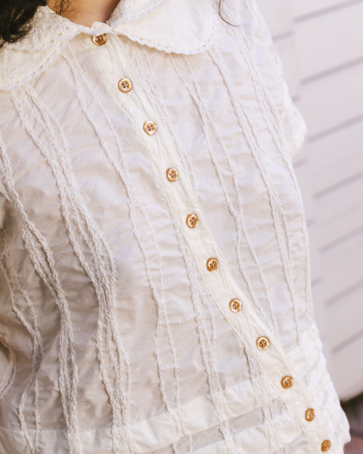 TWISTED SEERSUCKER BUTTON UP SHIRT - CREAM 2