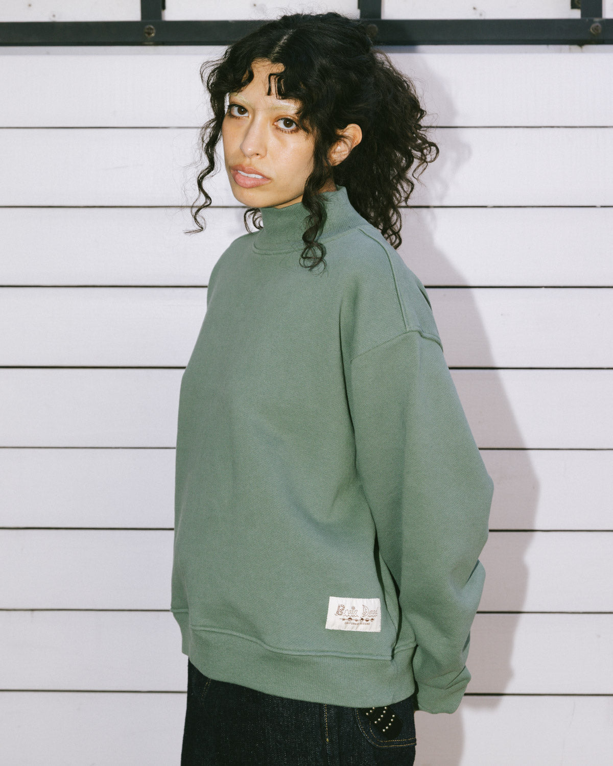 TURTLE NECK SWEATSHIRT - GREEN 6